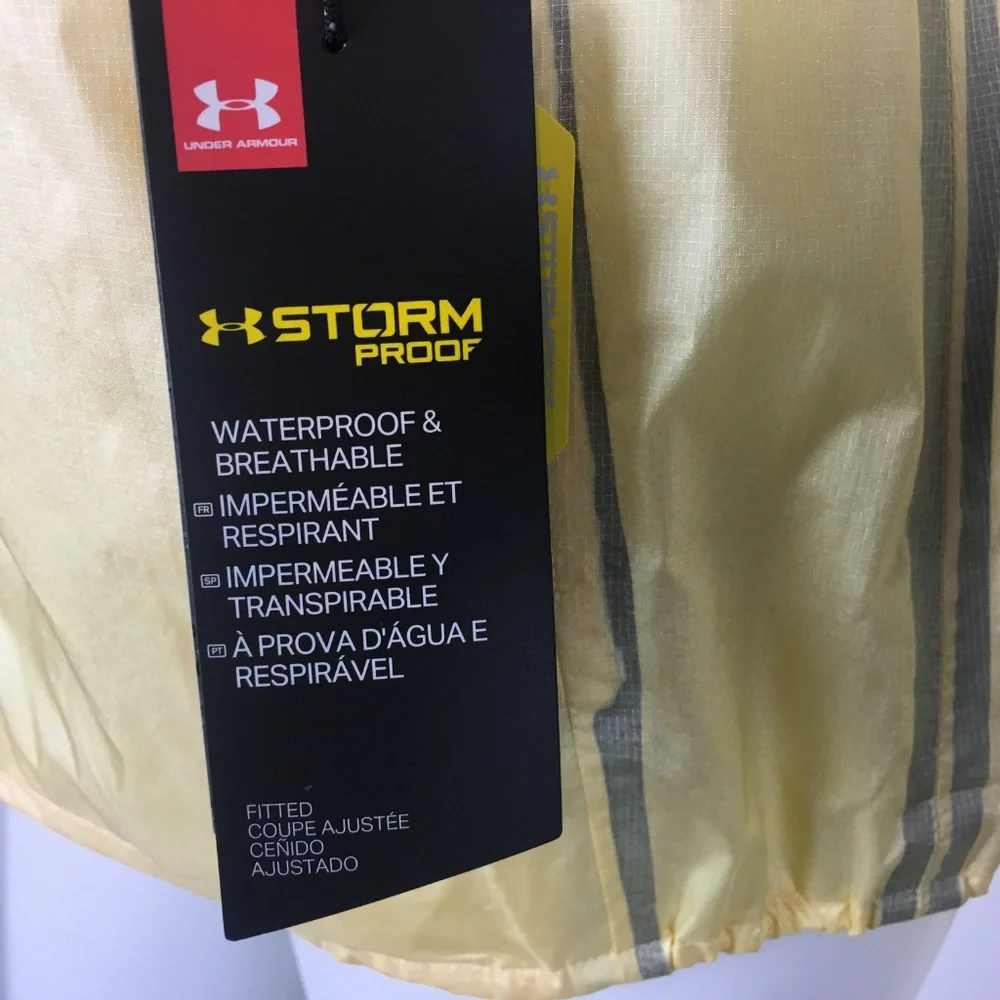 Under Armour Storm Proof Jacket Yellow Fitted Women's Small Sample‎